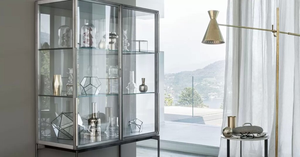 Integrarea-vitrinei-intr-un-decor-modern.jpg
